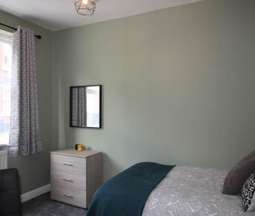 5 bedroom terraced house to rent - Photo 6