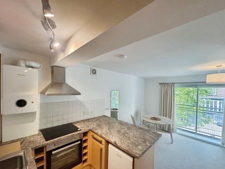 2 bedroom apartment to rent - Photo 4