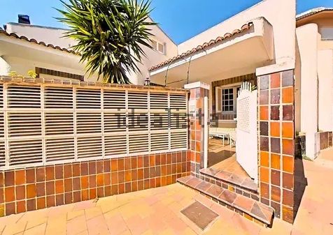 Alquiler de casa o chalet independiente en Calle Víctor Pradera