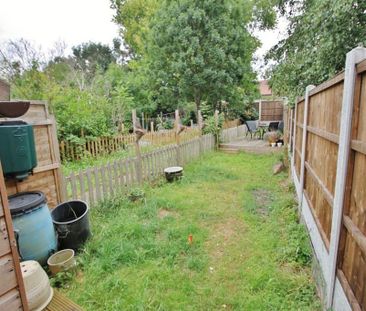 2 bedroom maisonette to rent - Photo 6