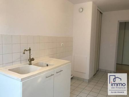 Location appartement 4 pièces 77.12 m² à Courcouronnes (91080) - Photo 3