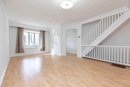 For Lease - 5 Teston Boulevard, Toronto, Ontario - Photo 2