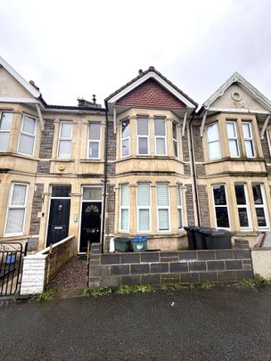 Studio Flat, Bloomfield Road, BS4 - Photo 1