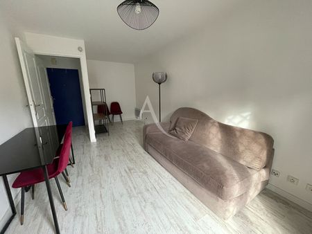 Location Appartement 1 pièce 26m² - Photo 2
