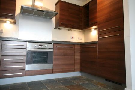 2 bedroom flat to rent - Photo 4