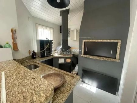Casa com 3 quartos e 190m² para alugar em Hípica, Porto Alegre. - Foto 5