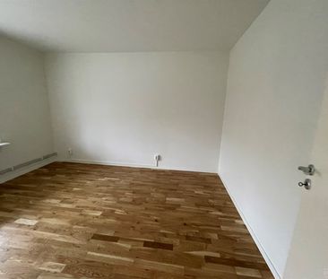 Revärgatan 6 - Foto 2