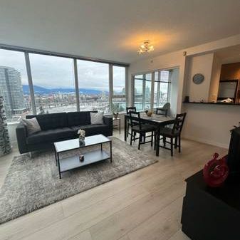 Furnished one bedroom and den apartment in Yaletown - Photo 3