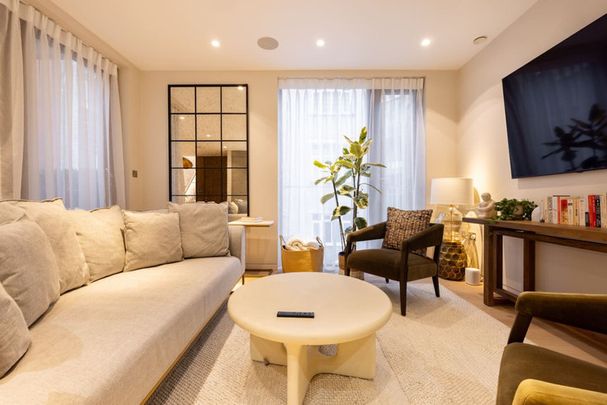 Montagu Mansions - Photo 1