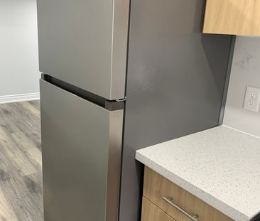 For Lease - 37 Pennyroyal Crescent, Brampton, Ontario - Photo 2