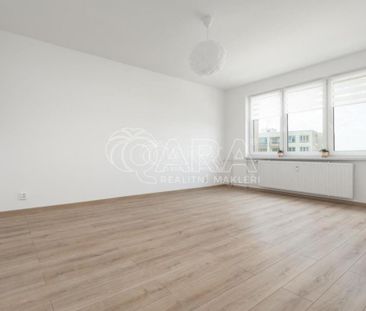 Pronájem bytu 1+1 38 m2 - Fotografie 5