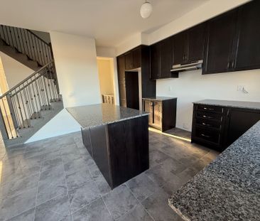 For Lease - 1 Larissa Park Drive, Quinte West, Ontario - Photo 2