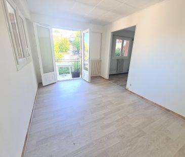 Location Appartement 1 pièce 25m² VILLEBON SUR YVETTE 91140 - Photo 2