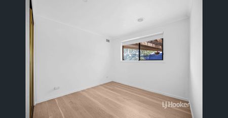 Low-Maintenance Living in a Prime Werribee Location! APPLICATIONS NOW OPEN - Photo 3