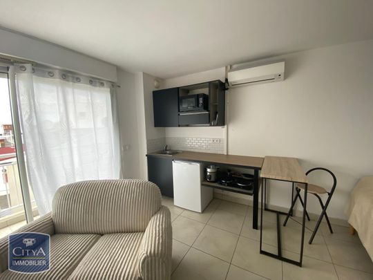Location Appartement 1 pièce 28m² LE PORT 97420 - Photo 1