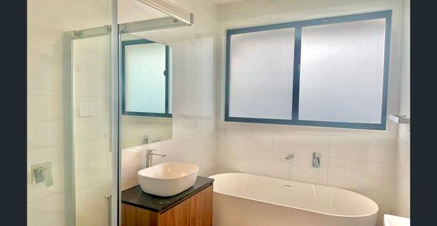 This Brand New 5 Beds 2 baths with single lock-up Garage For Lease - Photo 1