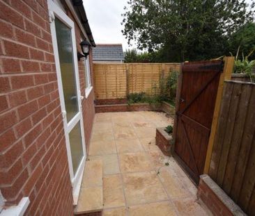 2 bedroom apartment to rent - Photo 6