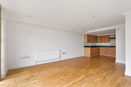 Point Wharf Lane, TW8, London - Photo 3