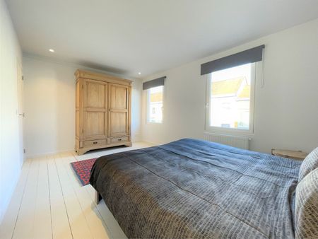 Hoogwaardig afgewerkt gemeubeld triplexappartement (ca. 125 m²) in hartje Gent, vlakbij Visserij/Lousbergkaai. - Photo 5