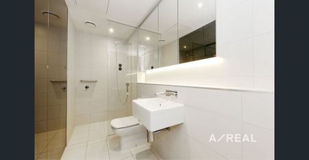 Stylish and Modern 2-Bedroom Apartment at 99 Palmerston Crescent, South Melbourne - Photo 2