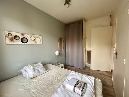 Location Appartement 2 pièces 29m² - Photo 4