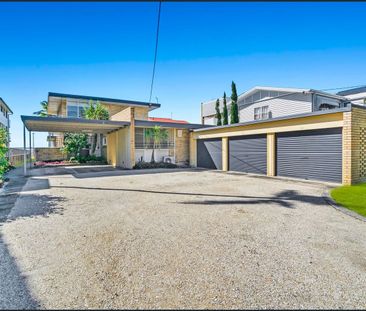 2/269 Golden Four Drive, Bilinga, Qld 4225 - Photo 1