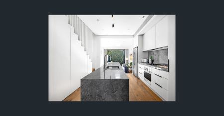 A Boutique Paddington terrace full of sunshine and vitality, a creative take on a classic. - Photo 4