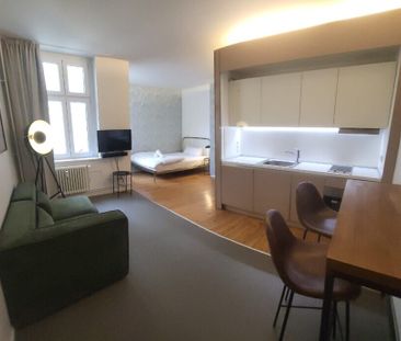 Kreuzberg: voll möbliertes LUXUS Apartment, 26 m² befristet für max... - Photo 1