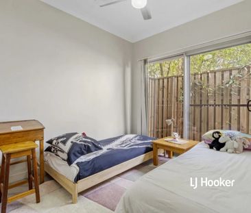 28 Jenolan Lane, Fitzgibbon QLD 4018 - House For Rent | Domain - Photo 4