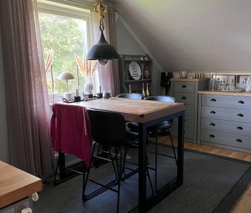 Vävra, Hålta - Photo 2
