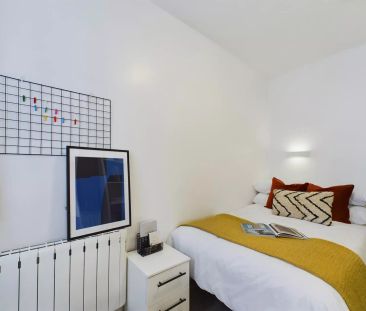 4 Bedroom House - Photo 5