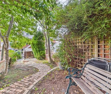 3 bedroom terraced house to rent - Photo 6