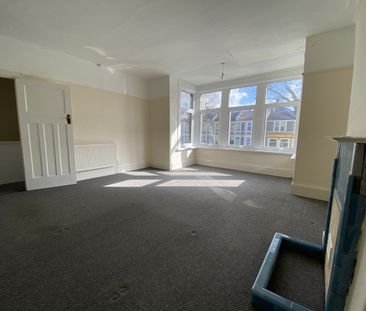 4 Bed Semi-Detached House, Fishponds Road, BS5 - Photo 4