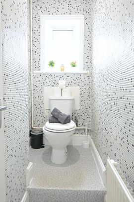 Room in a Shared Flat, London, N8 - Photo 1