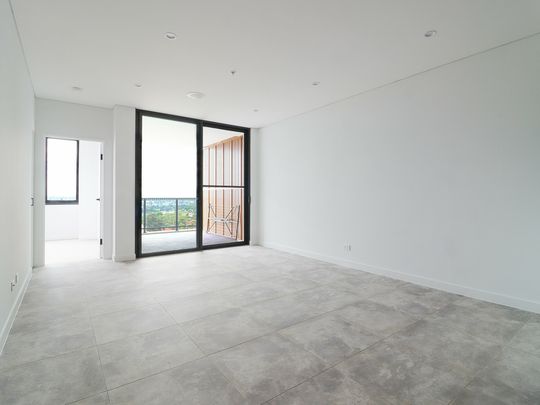 Level 6 with expansive northerly views - Photo 1