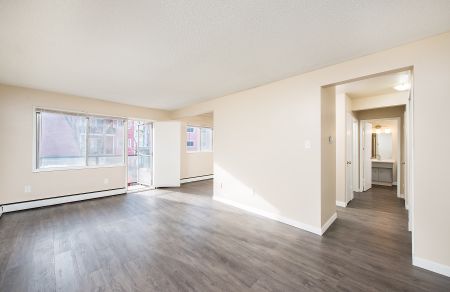 Frisco Apts - Photo 3