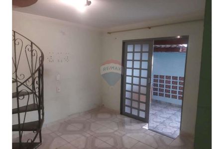 CASA SOBRADO COM 2 DORMITÓRIOS PARA ALUGAR VILA POPULAR - VÁRZEA PAULISTA SP - Foto 3