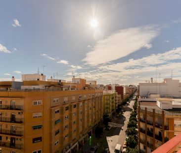 Spacious double room in Valencia - Photo 1
