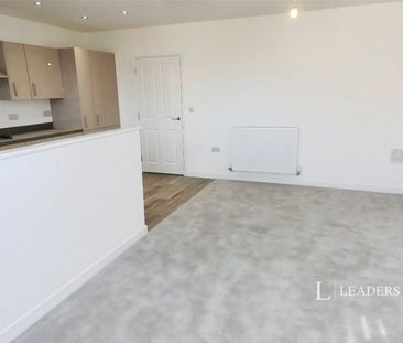2 bedroom apartment to rent St Johns Close, Peterborough, PE3 - Photo 1