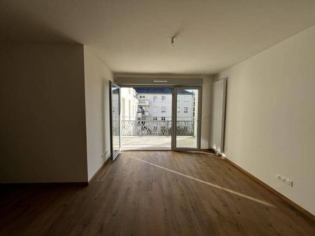 Appartement 3 pièces - - Photo 2