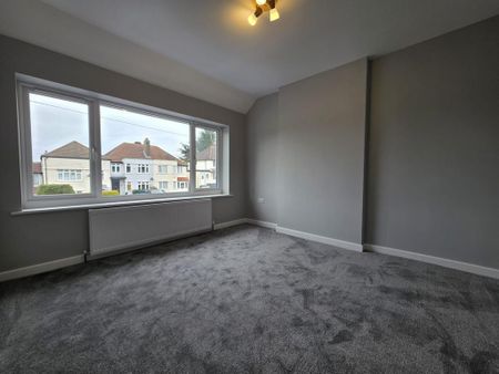 3 bedroom maisonette to rent - Photo 3
