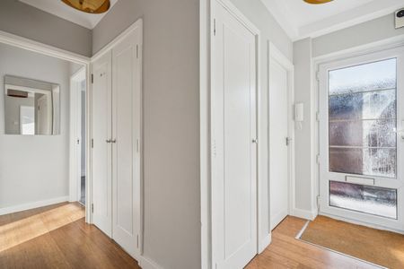 3 bedroom apartment to rent - Photo 4