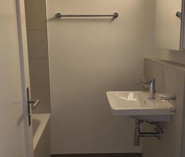 Charming 3 room apartment on the 4th floor in Lausanne - Photo 2