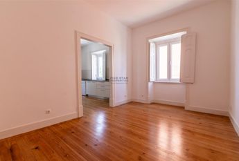 Apartamento T4 em Lisboa