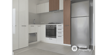 Sun drenched apartment - Photo 2