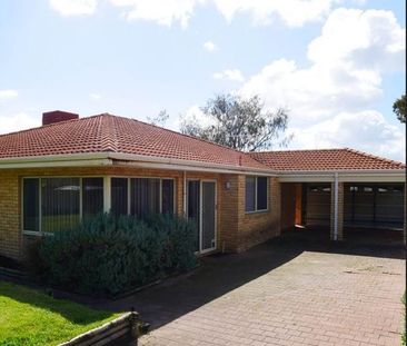 4 x 2 Family Home in Waikiki - Photo 3