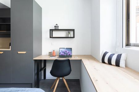 Passeig Facultats, Valencia, Valencian Community 46021 - Photo 4