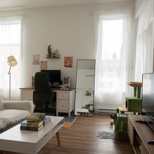 3 1/2 Meublé Avec Internet - Photo 2