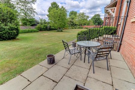 Shipston Road, Stratford-Upon-Avon - Photo 3