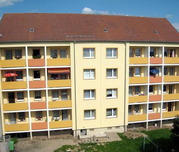 Schöne, großzügige 2-Raum-Wohnung im Zentrum von Hohenstein-Ernsthal - Photo 1